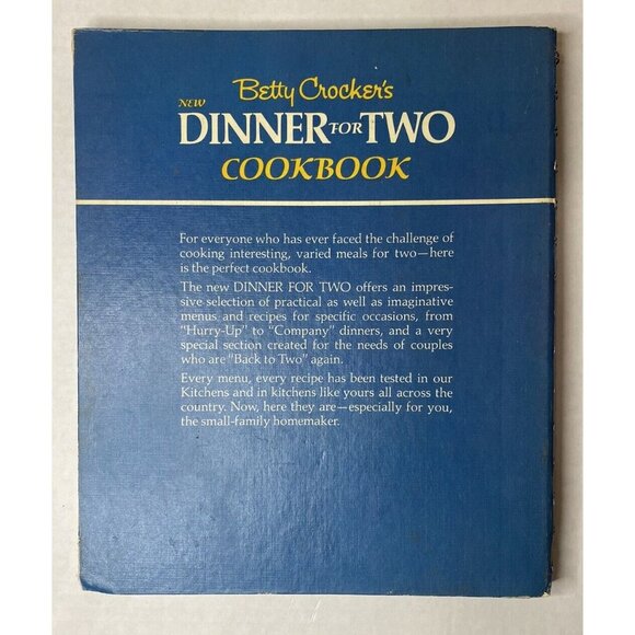 Betty Crocker's New Dinner for Two Cookbook 1964 1st Ed 1972 Fourteenth Printing - Picture 2 of 10